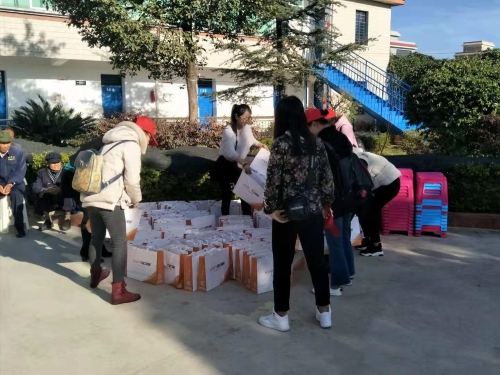 图片1 图片1