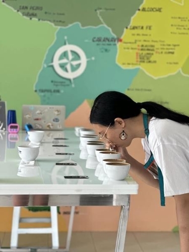 W<span style='background-color:;'>020251009242828497</span>928 W<span style='background-color:;'>020251009242828497</span>928