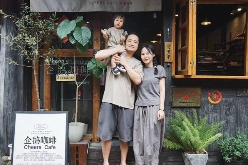 W<span style='background-color:;'>020251009242825710</span>162 W<span style='background-color:;'>020251009242825710</span>162